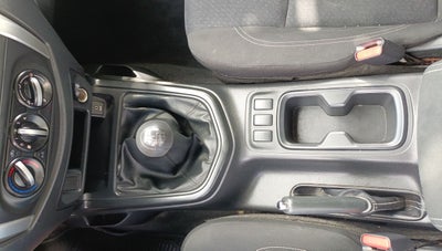 2020 Nissan NP300 Doble Cabina 2.5 SE Paq Seguridad Mt