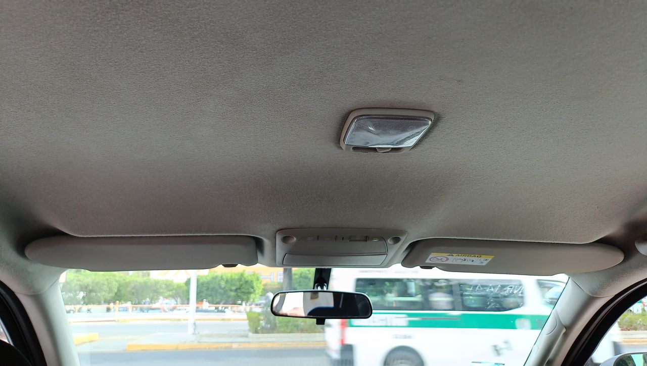 2020 Nissan NP300 Doble Cabina 2.5 SE Paq Seguridad Mt